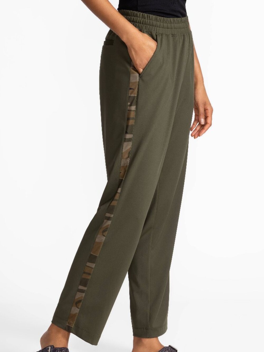 JOHNNY WAS Bee Active Tuxedo Stripe Traveler Pant Olive Green Size L NWT $175